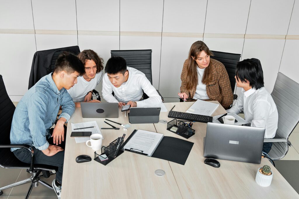 Small business team in Canterbury working seamlessly thanks to proactive managed IT services in Christchurch by Oxygen IT.